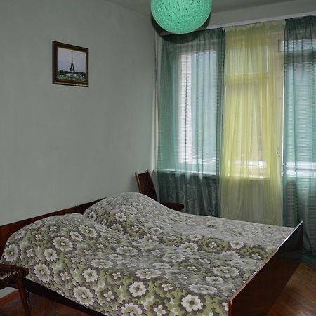 Parisis B&B In Alaverdi Exteriör bild