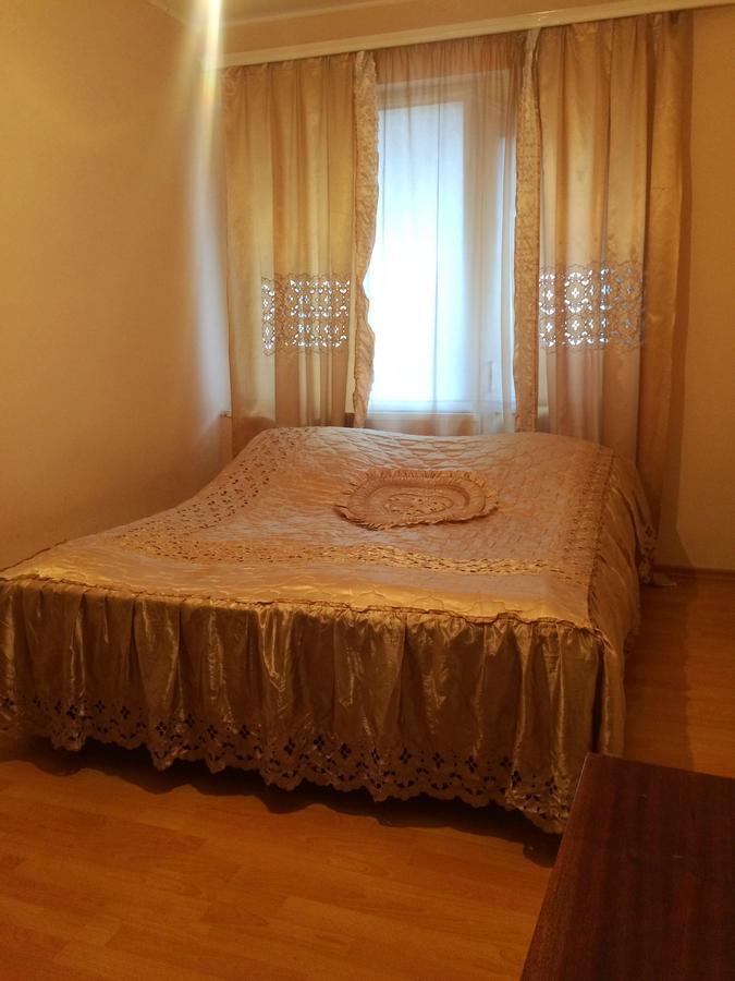 Parisis B&B In Alaverdi Exteriör bild