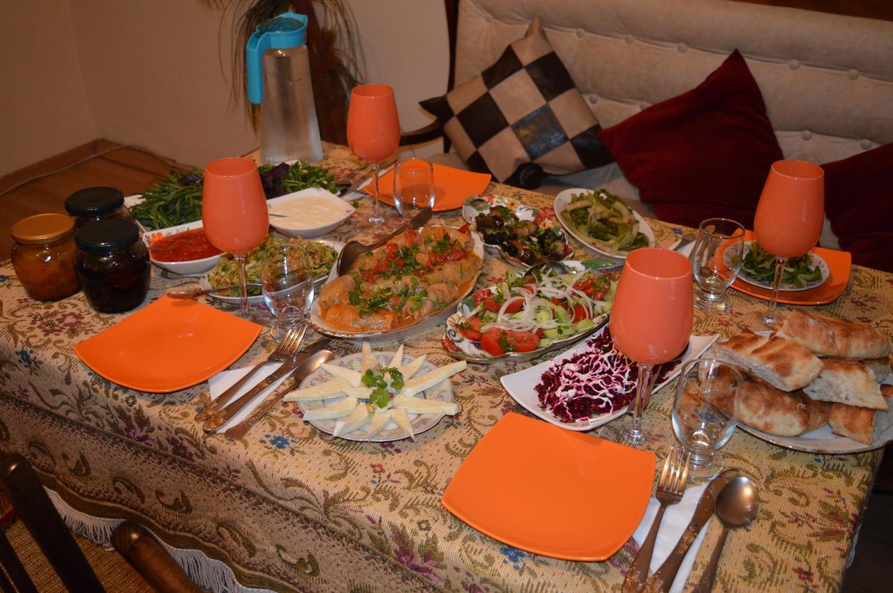 Parisis B&B In Alaverdi Exteriör bild
